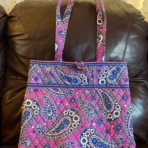 VERA BRADLEY TOTE BOYSENBERRY - Like New